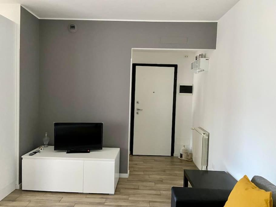 Civico 8 Apartment